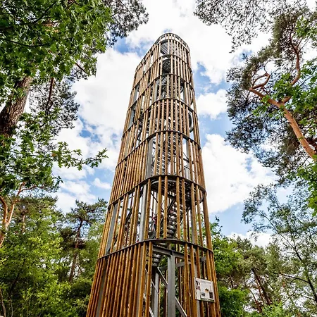 Freshly Renovated W Kitchen And Bathroom *