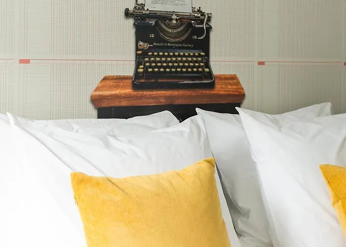 Апартаменты Freshly Renovated W Kitchen And Bathroom *