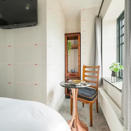 Freshly Renovated W Kitchen And Bathroom Lejlighed *