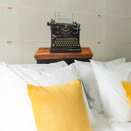 Lejlighed Freshly Renovated W Kitchen And Bathroom *