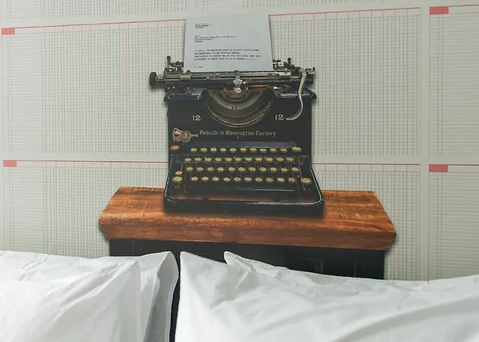 Freshly Renovated W Kitchen And Bathroom Tilburgo